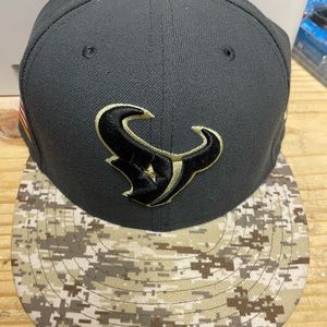 Texans salute to service hat.